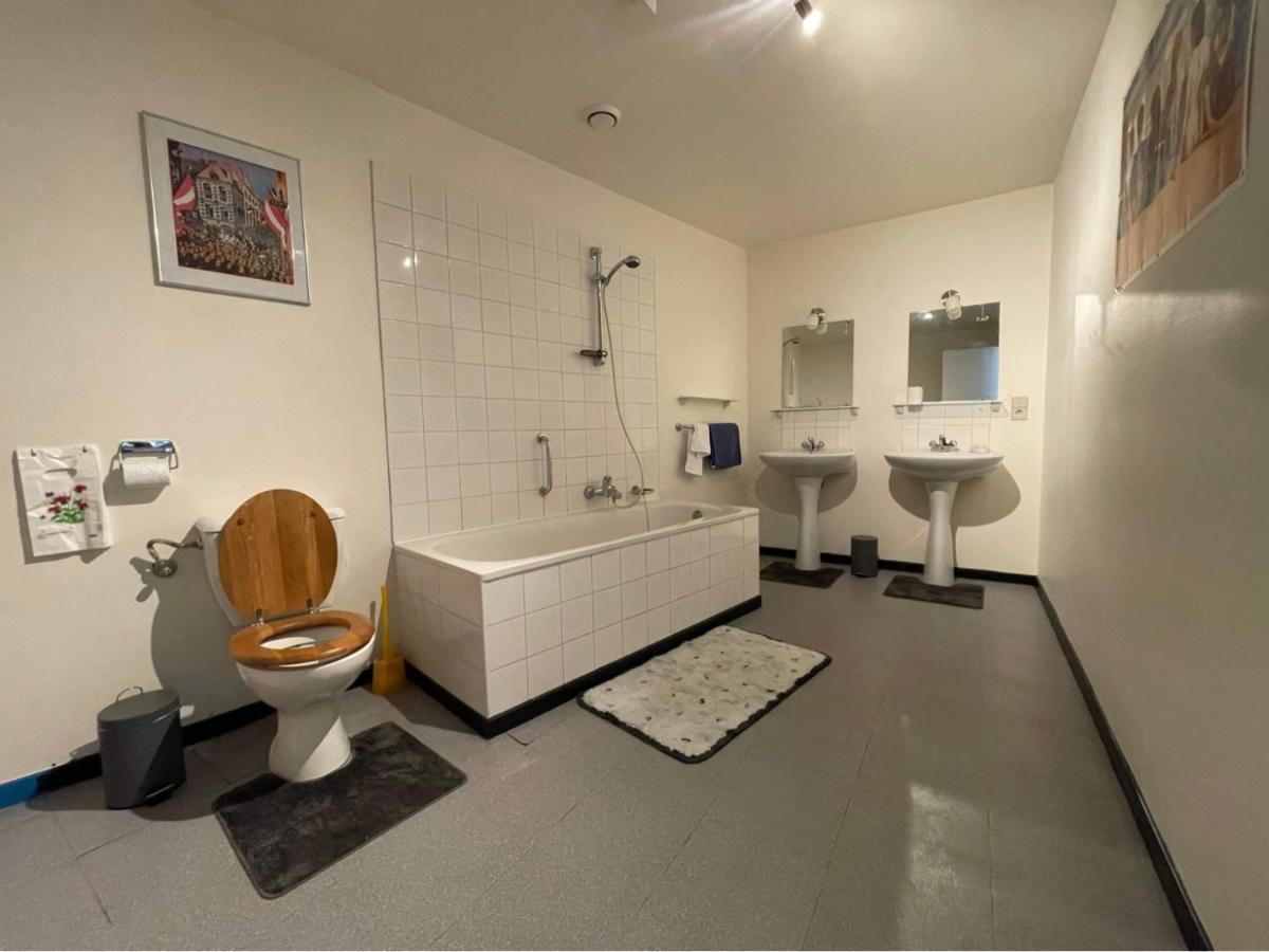 Spacieux Appartement モンス エクステリア 写真