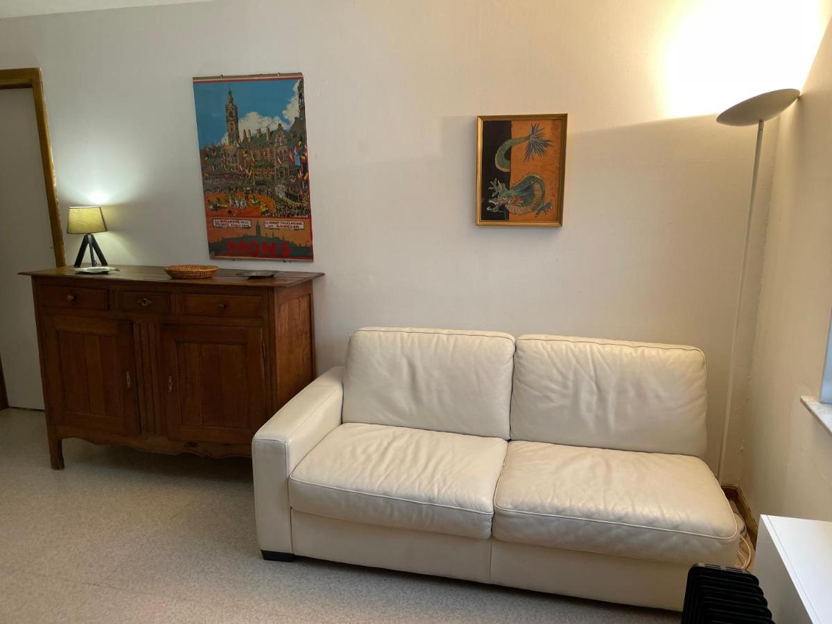 Spacieux Appartement モンス エクステリア 写真