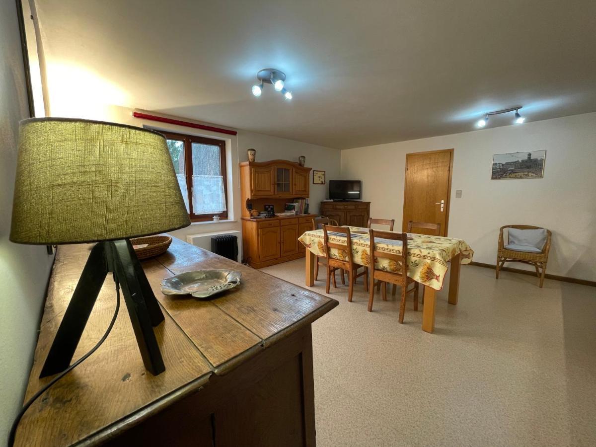 Spacieux Appartement モンス エクステリア 写真